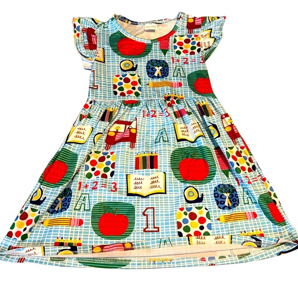 Other - Soft school design dress size 5/6 girls ruffle sleeves